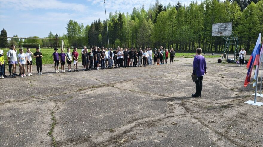 Калининский округ выбрал лучших в легкоатлетическом четырехборье: итоги соревнований