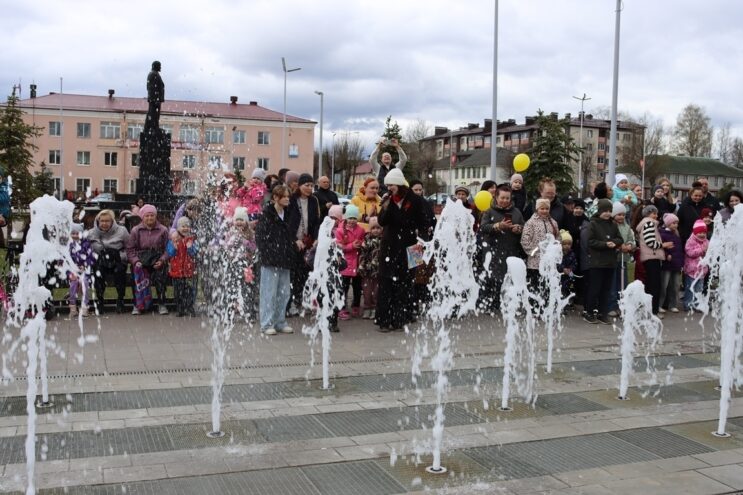 В Нелидово заработали фонтаны