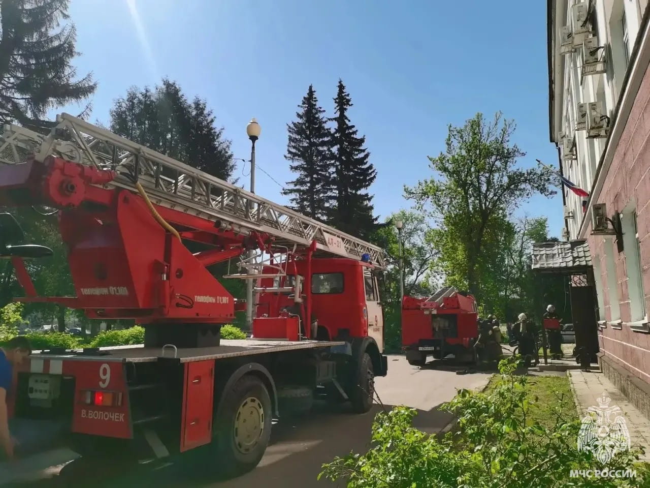 Оперативно, слаженно, профессионально: в Вышнем Волочке провели пожарно-тактические учения
