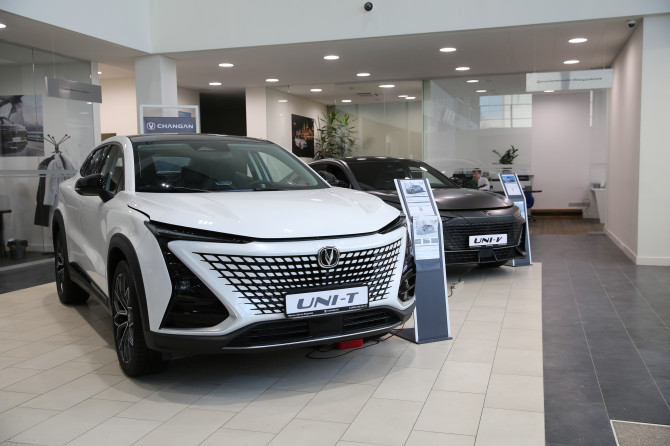 Продажи новых авто в России: Changan укрепил позиции, LADA остается лидером Продажи новых авто в России: Changan укрепил позиции, LADA остается лидером