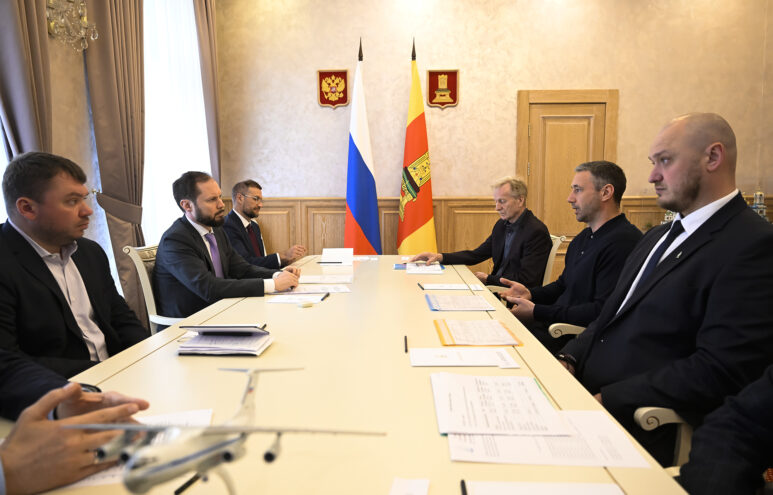 Илья Ковальчук и Королев обсудили будущее хоккея в Твери