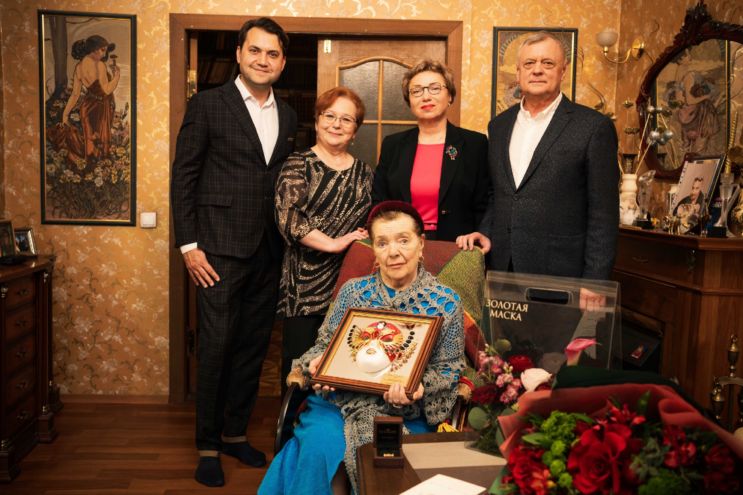 Народная артистка из Твери Наина Хонина празднует юбилей
