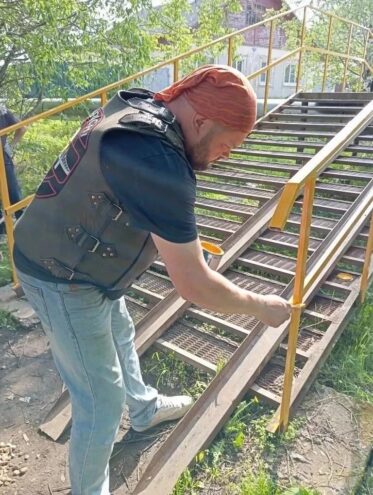 Королев поручил отремонтировать дорогу в Бежецке Королев поручил отремонтировать дорогу в Бежецке