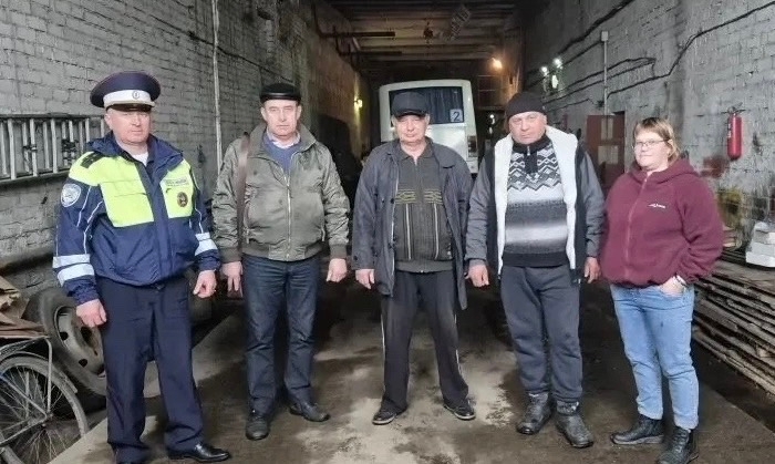 Водители общественного транспорта Кашина прошли инструктаж по безопасности от Госавтоинспекции