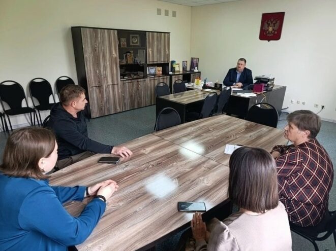 В Андреаполе обсудили вопросы работы станции скорой медпомощи В Андреаполе обсудили вопросы работы станции скорой медпомощи