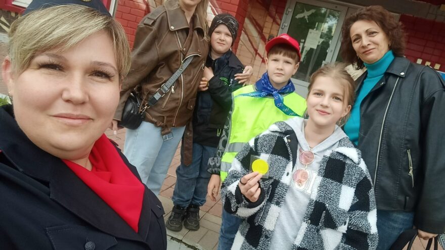 Засветись на дороге: в Ржеве прошла акция по безопасности пешеходов