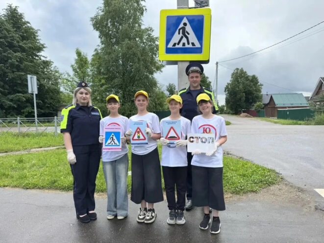 В Оленино прошла акция "Трафарет безопасности"