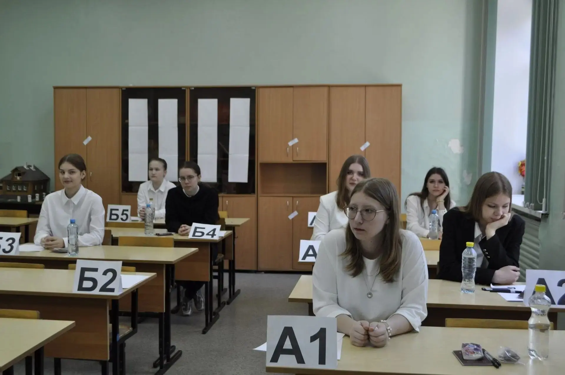 Выпускники