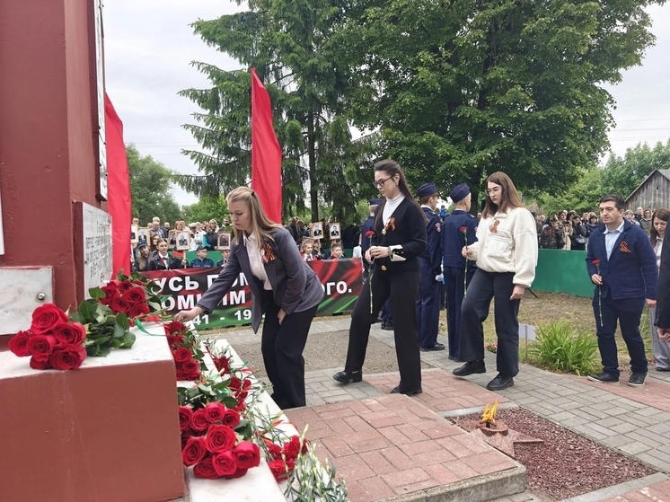 Делегация из Тверской области почтила память белорусских партизан