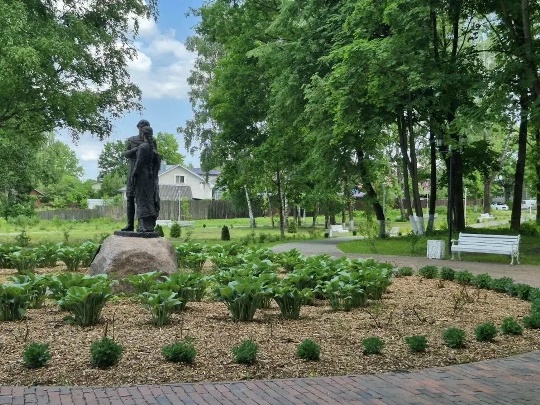 В Ржеве продолжается благоустройство Городского сада В Ржеве продолжается благоустройство Городского сада