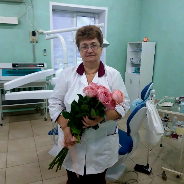 Полвека в профессии: Татьяна Кольцова из Торопца удостоена звания «Заслуженный врач РФ» Полвека в профессии: Татьяна Кольцова из Торопца удостоена звания «Заслуженный врач РФ»