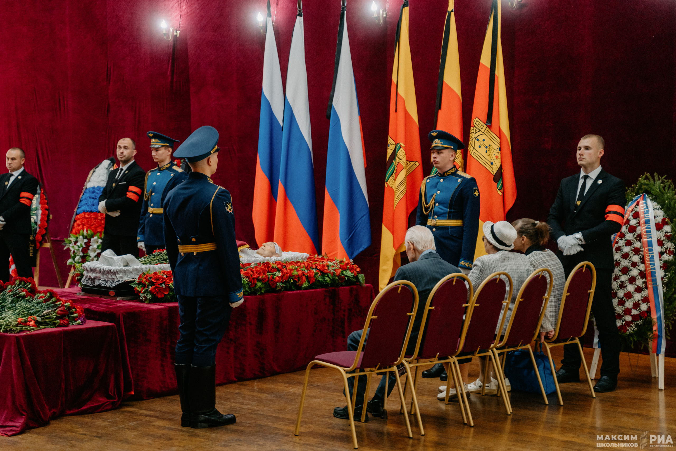 Верхневолжье простилось с легендарным ветераном Кладкевичем