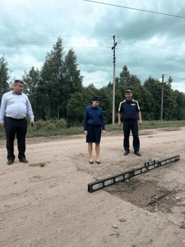 В Лихославльском округе проверили состояние дорог В Лихославльском округе проверили состояние дорог