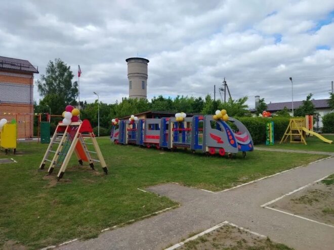 В Бурашевском детском саду появилась современная игровая зона В Бурашевском детском саду появилась современная игровая зона