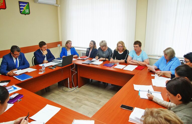 В Конаковском округе подвели итоги работы рабочей группы по демографии за I полугодие 2026 года