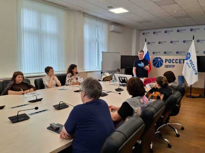 Энергетики «Тверьэнерго» совершенствуют навыки оказания первой помощи и безопасного выполнения работ Энергетики «Тверьэнерго» совершенствуют навыки оказания первой помощи и безопасного выполнения работ