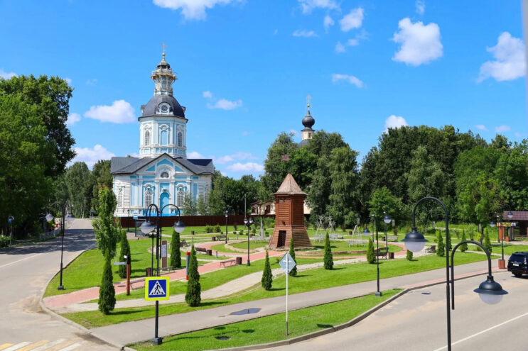 Виталий Королев поздравил жителей Торопца с Днём города