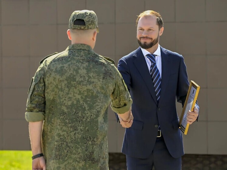 Королев поздравил легендарную ракетную дивизию в ЗАТО Озёрный Королев поздравил легендарную ракетную дивизию в ЗАТО Озёрный