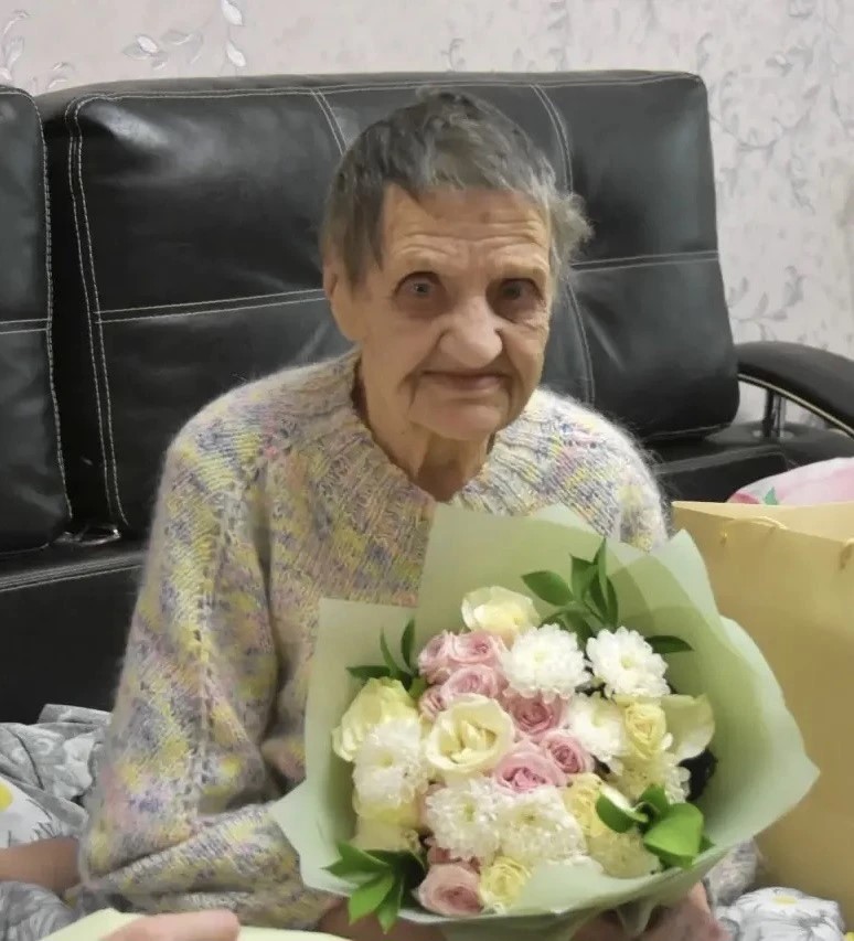 Виталий Королев поздравил со 100-летием Эмилию Соляр Виталий Королев поздравил со 100-летием Эмилию Соляр