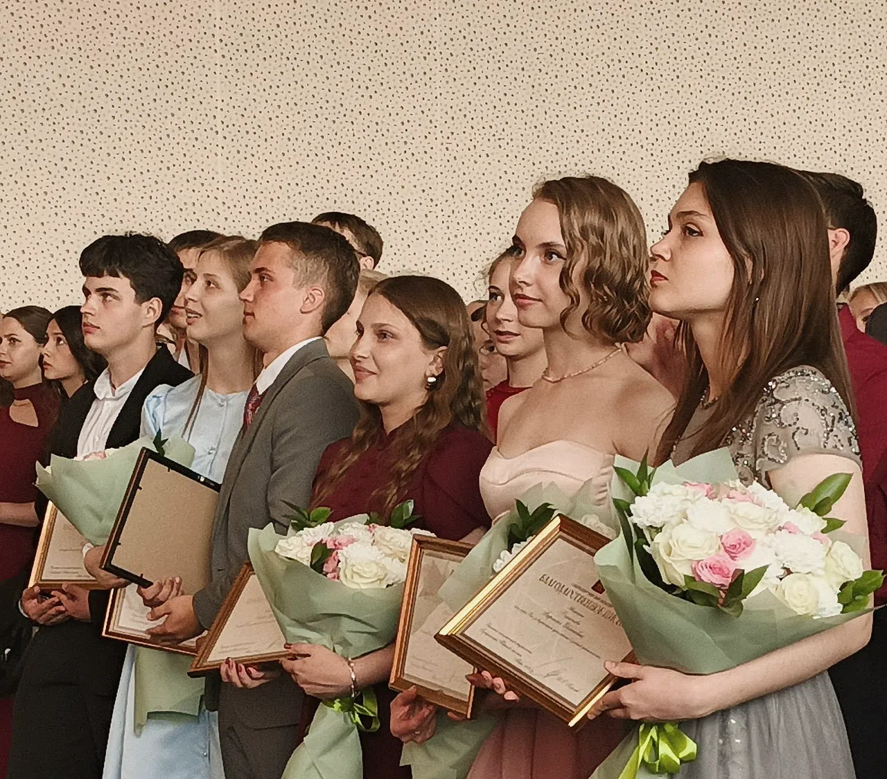 Выпускники