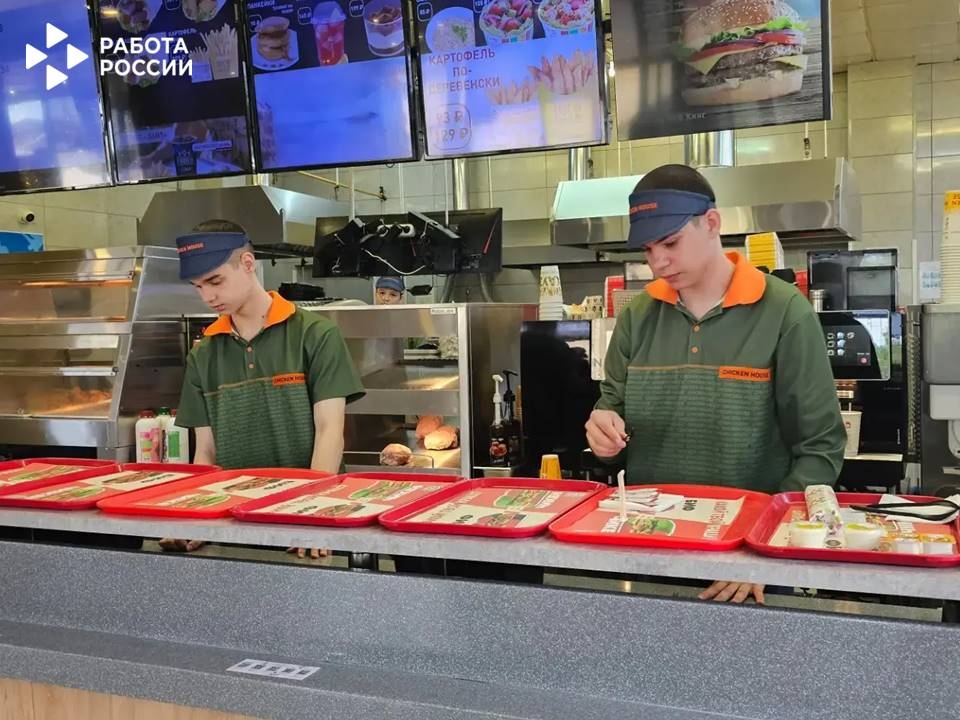 Трудовой старт 2026: в Верхневолжье подвели итоги летнего трудоустройства школьников и студентов