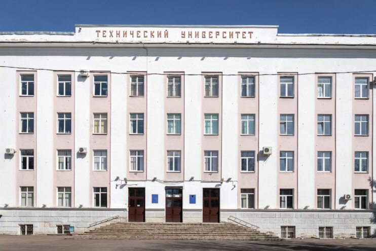 В Твери создали уникальное зарядное устройство, продлевающее срок службы аккумуляторов В Твери создали уникальное зарядное устройство, продлевающее срок службы аккумуляторов