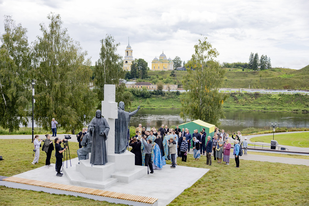 Святые покровители обители: в Старицком монастыре открыли памятник трём игуменам