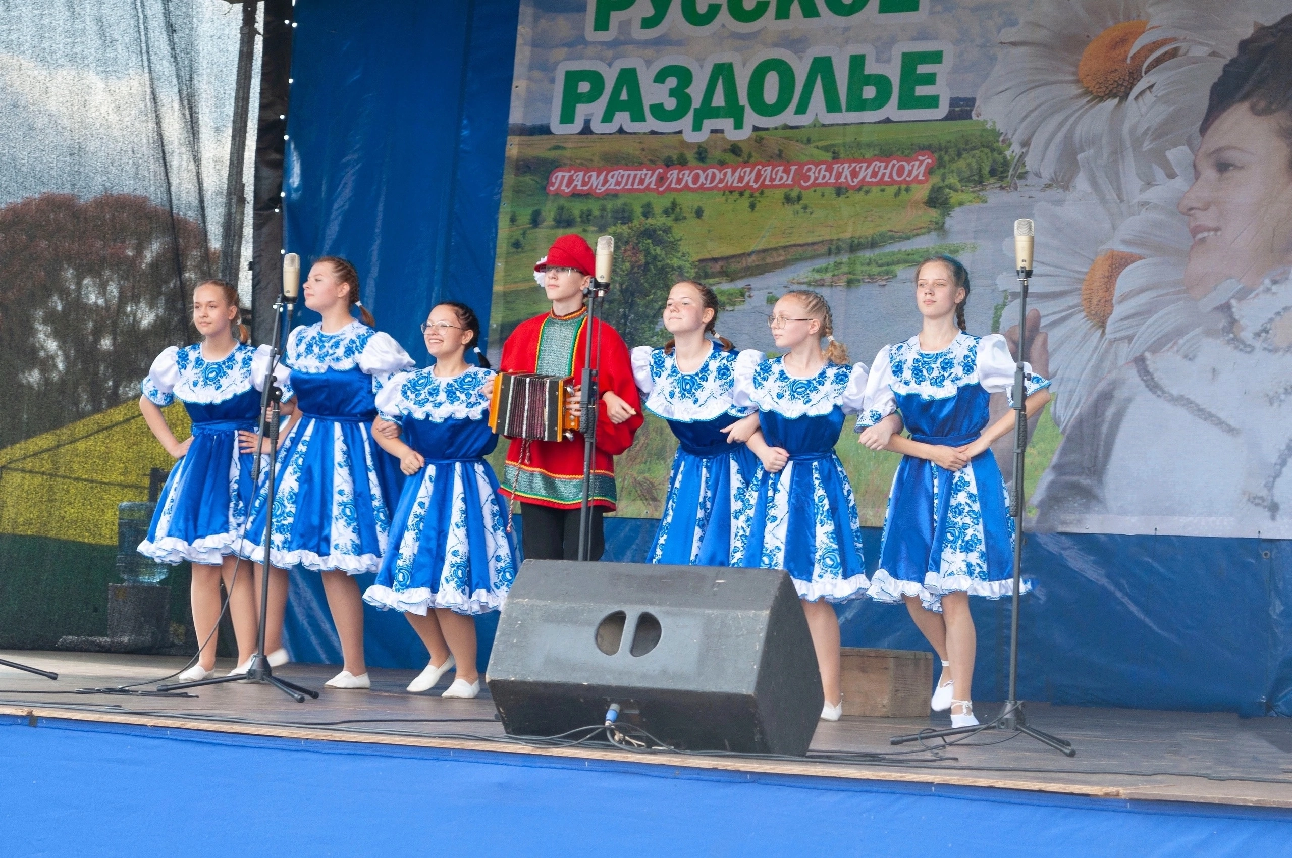 Фестиваль "Русское раздолье" соберёт любителей русской песни в Калининском округе Фестиваль "Русское раздолье" соберёт любителей русской песни в Калининском округе