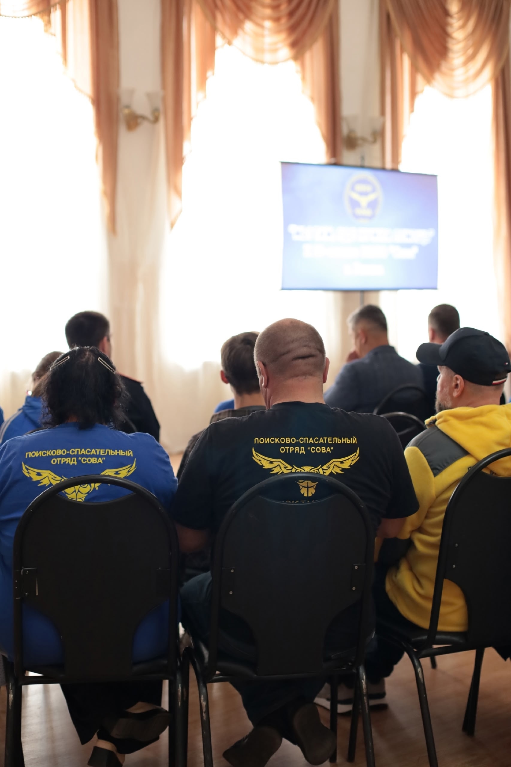 В Ржеве чествовали волонтеров поисково‑спасательного отряда «Сова»