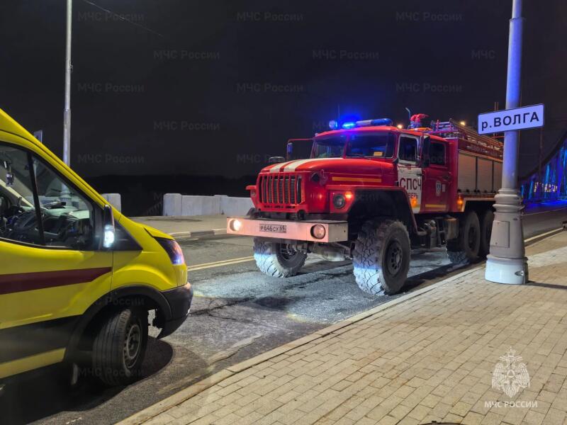 У Старого Волжского моста в Твери спасли женщину: на место выезжали экстренные службы У Старого Волжского моста в Твери спасли женщину: на место выезжали экстренные службы