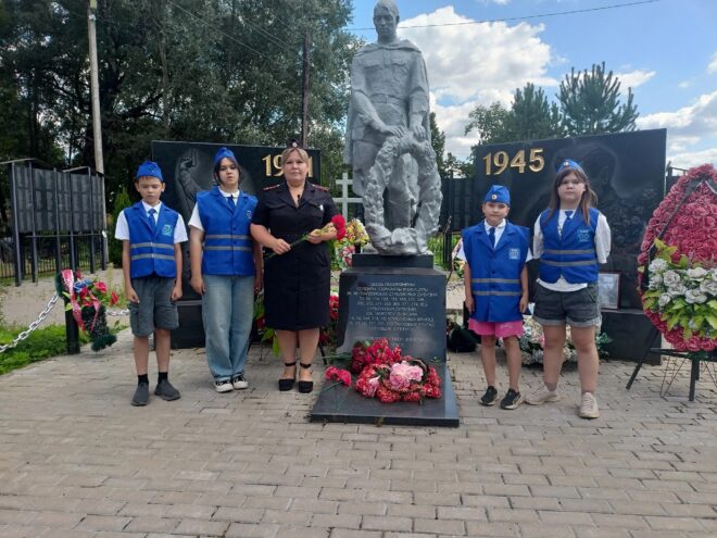 Ржевская Госавтоинспекция и отряд ЮИД провели памятную акцию Ржевская Госавтоинспекция и отряд ЮИД провели памятную акцию