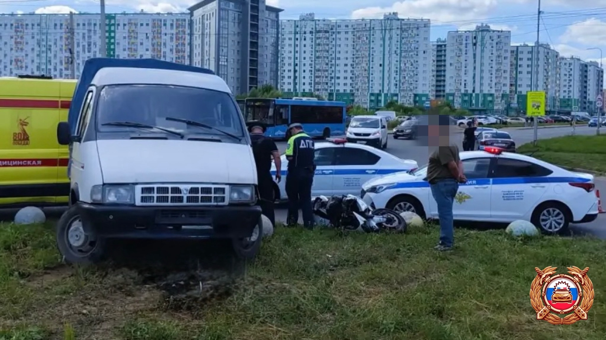 Полиция устанавливает обстоятельства гибели мотоциклиста в Твери Полиция устанавливает обстоятельства гибели мотоциклиста в Твери