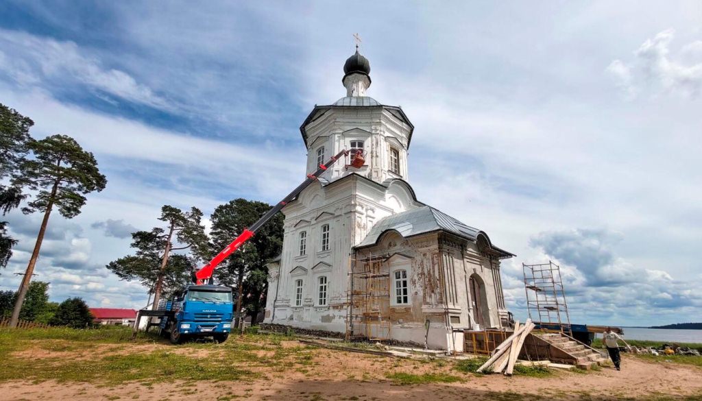 В Нило-Столобенской пустыни началась реставрация фасада исторической Крестовоздвиженской церкви В Нило-Столобенской пустыни началась реставрация фасада исторической Крестовоздвиженской церкви