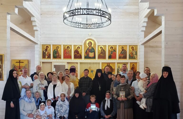 Первая литургия в новом храме: в деревне Юрьевское возродили духовную традицию Первая литургия в новом храме: в деревне Юрьевское возродили духовную традицию