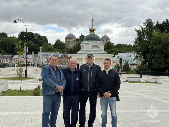 По следам истории: ветераны МЧС России познакомились с достопримечательностями Торжка