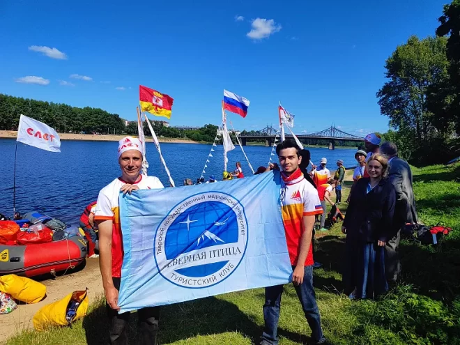Студенты Тверского медуниверситета покорили водные маршруты в рамках проекта «Паруса Победы» Студенты Тверского медуниверситета покорили водные маршруты в рамках проекта «Паруса Победы»