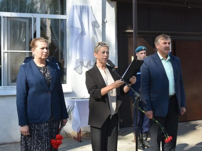 В Вышнем Волочке увековечили память героя СВО