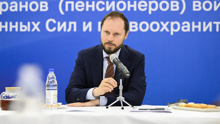 Виталий Королев объявил о новых мерах поддержки старшего поколения