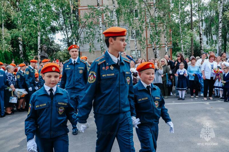 В Твери открылся первый в регионе кадетский класс МЧС для первоклассников