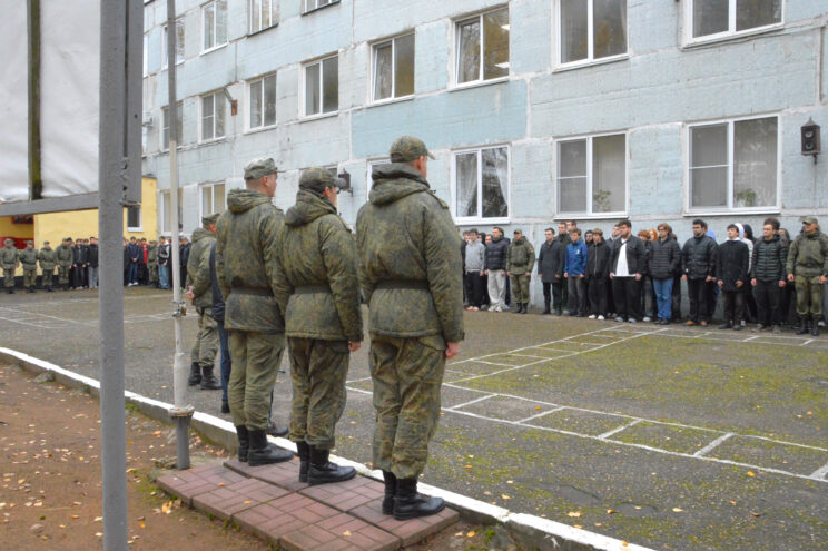 В Твери прошёл День призывника для студентов В Твери прошёл День призывника для студентов