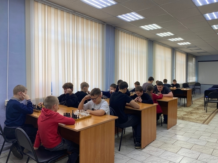В оленинской школе прошел турнир по шахматам и шашкам