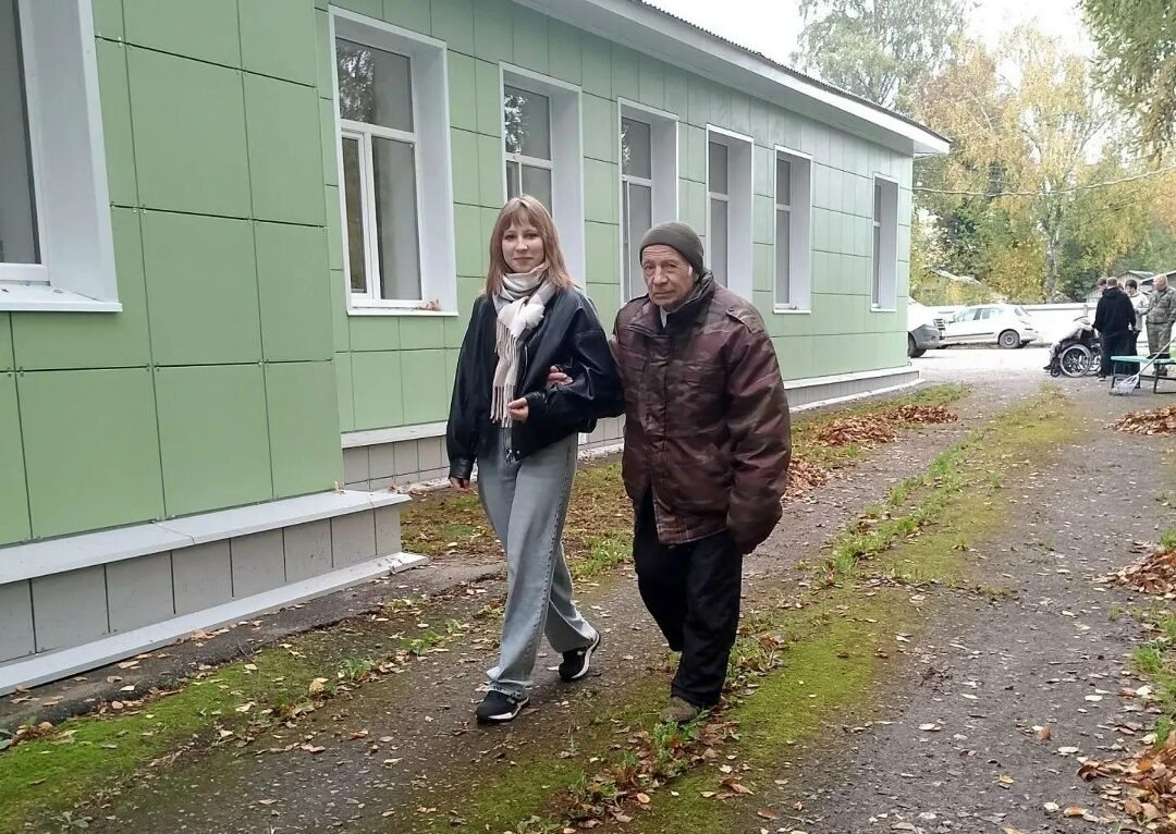 Не только знания, но и сострадание: студенты‑медики провели день с подопечными дома‑интерната