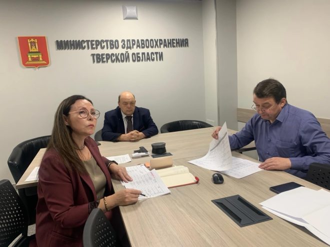 На особом контроле: как в Тверской области строят и готовят к открытию ФАПы и амбулатории